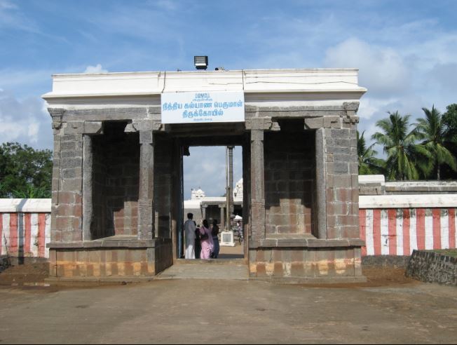 places-to-visit-outside-chennai-temple